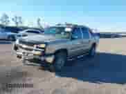 2005 Chevrolet Avalanche LS with VIN 3GNEC12Z45G167762, listed as a IAAI auction lot 40376532 with 157,932 mi miles and . Bid and sale history available at DreamBid. Image 2.