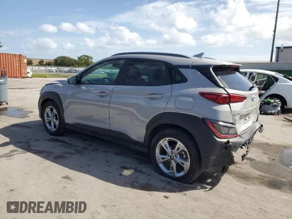 2023 Hyundai Kona SEL с VIN KM8K32AB9PU957625, выставлен на аукционе Copart как лот 85148235 с пробегом 14 345 миль миль и На запчасти • Non repairable. История ставок и продаж доступна на DreamBid. Изображение 2.