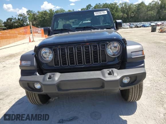 2025 Jeep Wrangler Sport с VIN 1C4PJXAG7SW502701, выставлен на аукционе Copart как лот 69298795 с пробегом 10 121 миль миль и Списание • Salvage title. История ставок и продаж доступна на DreamBid. Изображение 5.