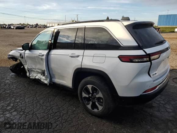 2024 Jeep Grand Cherokee with VIN 1C4RJYB60RC120557, listed as a Copart auction lot 87216635 with Not provided miles and Clean title. Bid and sale history available at DreamBid. Image 2.