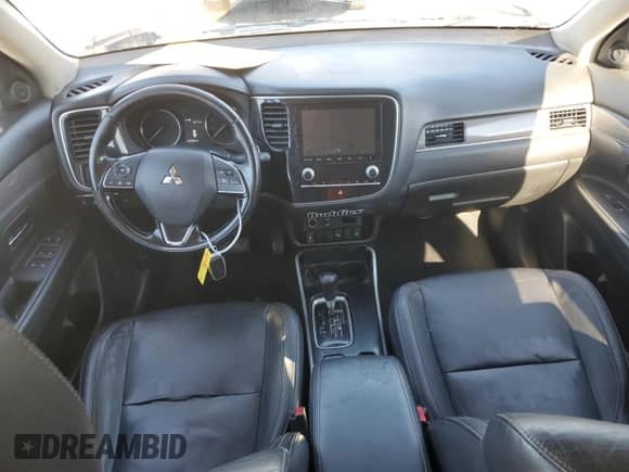 2020 Mitsubishi Outlander ES z VIN JA4AZ3A30LZ023552, wystawiony jako Copart lot #89810765 z przebiegiem 157 059 mil mil oraz Czysty tytuł • Clean title. Historia ofert i sprzedaży dostępna na DreamBid. Obrazek 8.