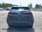 2018 Hyundai Kona SE z VIN KM8K1CAA5JU152487, wystawiony jako IAAI lot #42389323 z przebiegiem 52 437 mil mil oraz . Historia ofert i sprzedaży dostępna na DreamBid. Obrazek 16.