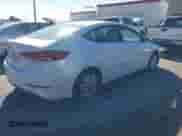 2018 Hyundai Elantra SE с VIN 5NPD74LF9JH355788, выставлен на аукционе IAAI как лот 43417878 с пробегом 71 861 миль миль и . История ставок и продаж доступна на DreamBid. Изображение 4.