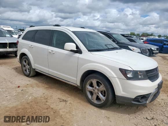 2016 Dodge Journey Crossroad Plus with VIN 3C4PDCGB9GT138886, listed as a Copart auction lot 62929685 with 109,304 mi miles and Salvage title. Bid and sale history available at DreamBid. Image 4.