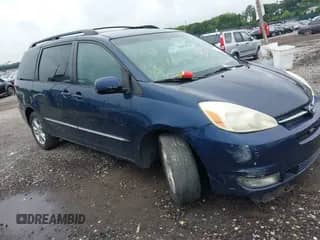 2005 Toyota Sienna XLE z VIN 5TDZA22C45S268447, wystawiony jako IAAI lot #42649973 z przebiegiem Nie podano mil oraz . Historia ofert i sprzedaży dostępna na DreamBid. Obrazek 1.