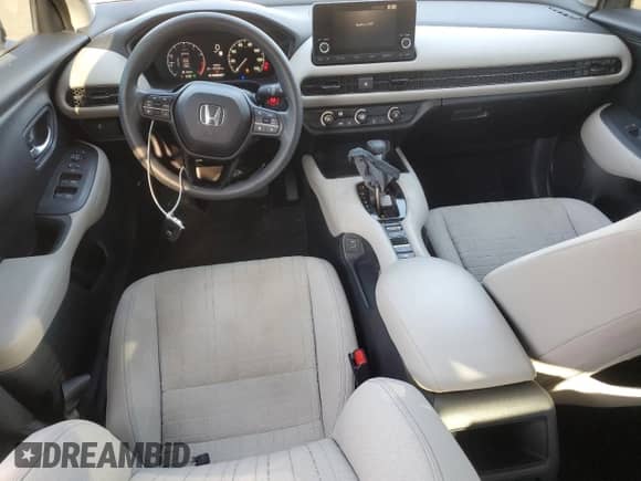 2024 Honda HR-V LX с VIN 3CZRZ2H34RM733406, выставлен на аукционе Copart как лот 80196295 с пробегом 31 529 миль миль и Списание • Salvage title. История ставок и продаж доступна на DreamBid. Изображение 8.