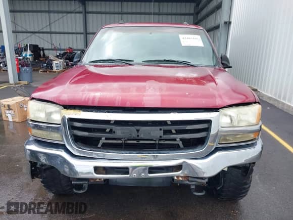 2004 GMC Sierra 1500 SLE z VIN 2GTEK13TX41417048, wystawiony jako IAAI lot #42403447 z przebiegiem 222 760 mil mil oraz . Historia ofert i sprzedaży dostępna na DreamBid. Obrazek 12.