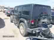 2022 Jeep Wrangler Unlimited Sport S z VIN 1C4HJXDG5NW180130, wystawiony jako IAAI lot #41772922 z przebiegiem 47 625 mil mil oraz . Historia ofert i sprzedaży dostępna na DreamBid. Obrazek 3.