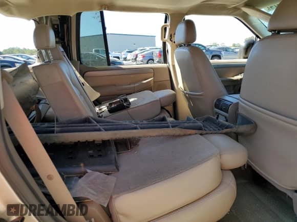 2004 Ford Explorer XLT with VIN 1FMZU83K84UB13308, listed as a Copart auction lot 77412474 with 153,236 mi miles and Non repairable. Bid and sale history available at DreamBid. Image 11.