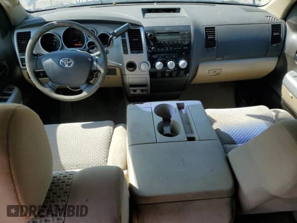 2007 Toyota Tundra SR5 z VIN 5TBET54107S455315, wystawiony jako Copart lot #68224025 z przebiegiem 213 245 mil mil oraz Czysty tytuł • Clean title. Historia ofert i sprzedaży dostępna na DreamBid. Obrazek 8.