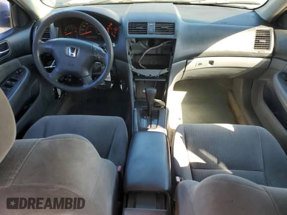 2005 Honda Accord LX z VIN 1HGCM56405A197277, wystawiony jako Copart lot #86641765 z przebiegiem 312 127 mil mil oraz Szkoda całkowita • Salvage title. Historia ofert i sprzedaży dostępna na DreamBid. Obrazek 8.