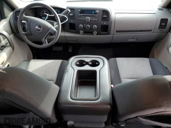 2008 GMC Sierra 1500 Work Truck with VIN 1GTEC19X68Z134439, listed as a Copart auction lot 88669475 with 122,092 mi miles and Salvage title. Bid and sale history available at DreamBid. Image 8.