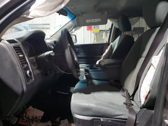 2015 Ram 1500 ST с VIN 1C6RR7FT5FS703539, выставлен на аукционе Copart как лот 51299745 с пробегом 124 268 миль миль и Списание • Salvage title. История ставок и продаж доступна на DreamBid. Изображение 7.