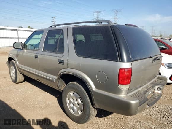 2001 Chevrolet Blazer LT с VIN 1GNDT13W31K236282, выставлен на аукционе Copart как лот 84424575 с пробегом 120 377 миль миль и Списание • Salvage title. История ставок и продаж доступна на DreamBid. Изображение 2.