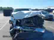 2006 Chevrolet Silverado 2500HD Work Truck z VIN 1GBHC24U46E137901, wystawiony jako IAAI lot #43286498 z przebiegiem 253 652 mil mil oraz . Historia ofert i sprzedaży dostępna na DreamBid. Obrazek 6.