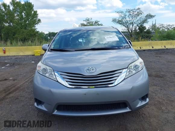 2017 Toyota Sienna LE Auto Access Seat with VIN 5TDKZ3DC5HS820605, listed as a IAAI auction lot 43106577 with 143,049 mi miles and . Bid and sale history available at DreamBid. Image 12.