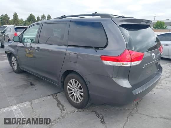 2012 Toyota Sienna XLE AAS with VIN 5TDYK3DC3CS185326, listed as a IAAI auction lot 42576736 with 189,134 mi miles and . Bid and sale history available at DreamBid. Image 3.