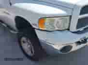 2003 Dodge 2500 ST z VIN 1D7KU28D43J537703, wystawiony jako IAAI lot #42150162 z przebiegiem 224 783 mil mil oraz . Historia ofert i sprzedaży dostępna na DreamBid. Obrazek 19.