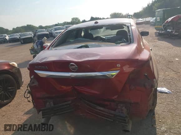 2015 Nissan Altima S z VIN 1N4AL3AP8FC479158, wystawiony jako IAAI lot #43217638 z przebiegiem 171 165 mil mil oraz . Historia ofert i sprzedaży dostępna na DreamBid. Obrazek 17.