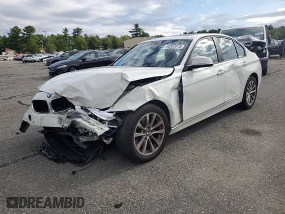 2018 BMW 3 Series 320i xDrive z VIN WBA8A3C5XJA498841, wystawiony jako Copart lot #68557075 z przebiegiem 78 063 mil mil oraz Szkoda całkowita • Salvage title. Historia ofert i sprzedaży dostępna na DreamBid. Obrazek 1.