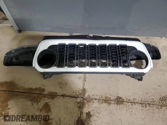 2024 Jeep Wrangler Rubicon with VIN 1C4PJXFG3RW300831, listed as a Copart auction lot 82029925 with 29,328 mi miles and Clean title. Bid and sale history available at DreamBid. Image 13.