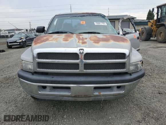 1995 Dodge 2500 with VIN 3B7KC23Z7SM129181, listed as a Copart auction lot 70901755 with 203,152 mi miles and Salvage title. Bid and sale history available at DreamBid. Image 5.