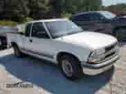 2003 Chevrolet S-10 LS с VIN 1GCCS19X738127198, выставлен на аукционе Copart как лот 80635265 с пробегом 270 355 миль миль и Списание • Salvage title. История ставок и продаж доступна на DreamBid. Изображение 4.