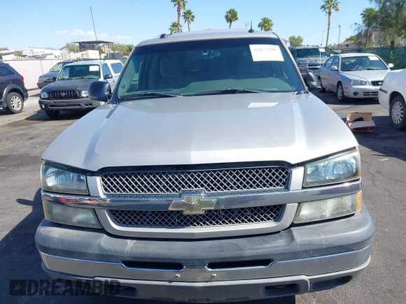 2005 Chevrolet Silverado 1500 LT with VIN 2GCEK13T351379602, listed as a IAAI auction lot 42153299 with Not provided miles and . Bid and sale history available at DreamBid. Image 12.