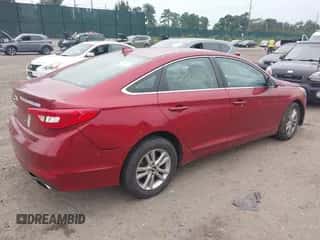 2015 Hyundai Sonata SE with VIN 5NPE24AF0FH147831, listed as a IAAI auction lot 43200446 with Not provided miles and . Bid and sale history available at DreamBid. Image 4.