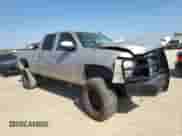 2009 Chevrolet Silverado 2500HD LTZ z VIN 1GCHK63K49F130838, wystawiony jako Copart lot #52771745 z przebiegiem 229 597 mil mil oraz Szkoda całkowita • Salvage title. Historia ofert i sprzedaży dostępna na DreamBid. Obrazek 4.