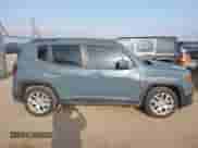 2017 Jeep Renegade Latitude z VIN ZACCJABB3HPE72746, wystawiony jako IAAI lot #42374718 z przebiegiem 92 272 mil mil oraz . Historia ofert i sprzedaży dostępna na DreamBid. Obrazek 13.