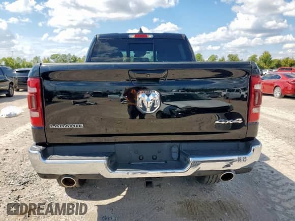 2021 Ram 1500 Big Horn z VIN 1C6SRFFT3MN523533, wystawiony jako Copart lot #85505395 z przebiegiem 43 612 mil mil oraz Czysty tytuł • Clean title. Historia ofert i sprzedaży dostępna na DreamBid. Obrazek 6.