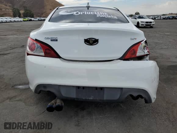 2010 Hyundai Genesis Coupe Premium with VIN KMHHT6KD7AU025044, listed as a Copart auction lot 81506345 with 121,978 mi miles and Salvage title. Bid and sale history available at DreamBid. Image 6.