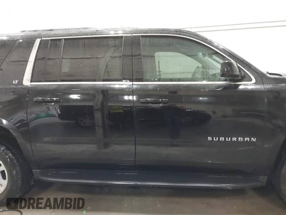 2020 Chevrolet Suburban LT с VIN 1GNSKHKC9LR279237, выставлен на аукционе IAAI как лот 42570224 с пробегом 95 379 миль миль и . История ставок и продаж доступна на DreamBid. Изображение 13.