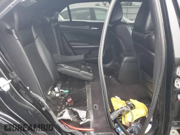 2018 Chrysler 300 S с VIN 2C3CCABT3JH274828, выставлен на аукционе Copart как лот 57973265 с пробегом 98 828 миль миль и Списание • Salvage title. История ставок и продаж доступна на DreamBid. Изображение 10.