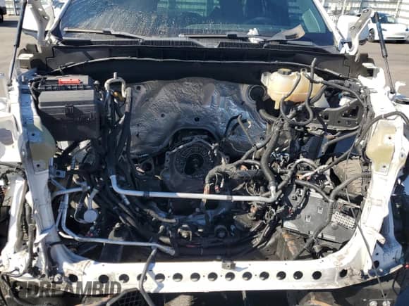 2021 Cadillac Escalade Premium Luxury Platinum with VIN 1GYS4DKL6MR159810, listed as a Copart auction lot 83011664 with 33,996 mi miles and Clean title. Bid and sale history available at DreamBid. Image 12.