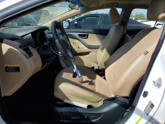 2013 Hyundai Elantra Limited z VIN 5NPDH4AE7DH188133, wystawiony jako Copart lot #81794825 z przebiegiem 99 241 mil mil oraz Szkoda całkowita • Salvage title. Historia ofert i sprzedaży dostępna na DreamBid. Obrazek 7.