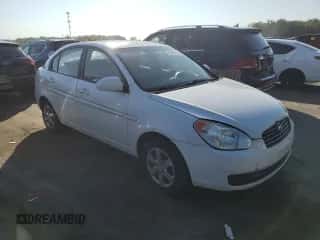 2009 Hyundai Accent Auto GLS z VIN KMHCN46C79U313698, wystawiony jako Copart lot #80507615 z przebiegiem Nie podano mil oraz Czysty tytuł • Clean title. Historia ofert i sprzedaży dostępna na DreamBid. Obrazek 4.