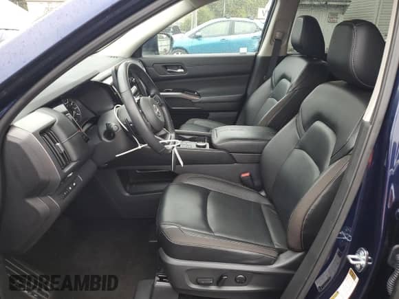 2023 Nissan Pathfinder SL with VIN 5N1DR3CC0PC260711, listed as a Copart auction lot 82068345 with 20,052 mi miles and Salvage title. Bid and sale history available at DreamBid. Image 7.