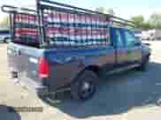 2004 Ford F-150 XL z VIN 2FTRX17294CA45646, wystawiony jako IAAI lot #43173069 z przebiegiem 171 804 mil mil oraz . Historia ofert i sprzedaży dostępna na DreamBid. Obrazek 4.