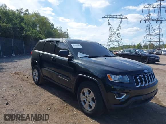 2014 Jeep Grand Cherokee Laredo z VIN 1C4RJFAGXEC255361, wystawiony jako IAAI lot #43383183 z przebiegiem 227 059 mil mil oraz . Historia ofert i sprzedaży dostępna na DreamBid. Obrazek 1.