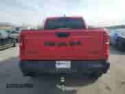 2025 Ram 1500 RHO z VIN 1C6SRFUP3SN641939, wystawiony jako Copart lot #48302615 z przebiegiem 1 210 mil mil oraz Szkoda całkowita • Salvage title. Historia ofert i sprzedaży dostępna na DreamBid. Obrazek 6.