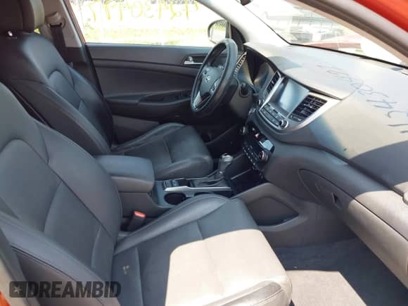 2017 Hyundai Tucson SE с VIN KM8J3CA43HU448165, выставлен на аукционе IAAI как лот 42430497 с пробегом 72 359 миль миль и . История ставок и продаж доступна на DreamBid. Изображение 5.