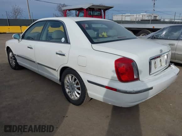 2005 Hyundai XG с VIN KMHFU45E95A413039, выставлен на аукционе IAAI как лот 41573746 с пробегом 167 306 миль миль и . История ставок и продаж доступна на DreamBid. Изображение 3.