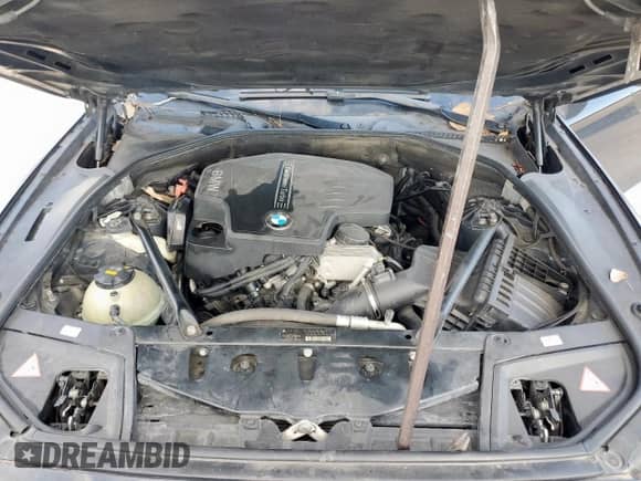 2013 BMW 5 Series 528i с VIN WBAXG5C5XDDY32181, выставлен на аукционе Copart как лот 82325515 с пробегом 241 837 миль миль и Чистый • Clean title. История ставок и продаж доступна на DreamBid. Изображение 11.