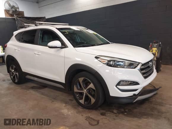 2017 Hyundai Tucson Limited с VIN KM8J3CA2XHU388545, выставлен на аукционе IAAI как лот 42066306 с пробегом 71 888 миль миль и . История ставок и продаж доступна на DreamBid. Изображение 1.