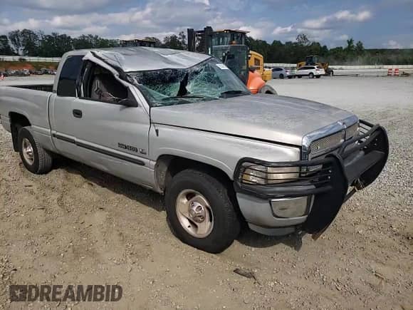 2000 Dodge 1500 с VIN 3B7HC13Z1YG138356, выставлен на аукционе Copart как лот 68306524 с пробегом 171 481 миль миль и Списание • Salvage title. История ставок и продаж доступна на DreamBid. Изображение 10.