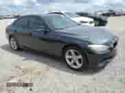 2013 BMW 3 Series 328i xDrive with VIN WBA3B3C59DF542391, listed as a Copart auction lot 58920355 with 125,458 mi miles and Non repairable. Bid and sale history available at DreamBid. Image 4.