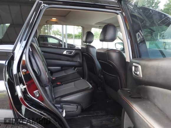 2020 Nissan Pathfinder SL with VIN 5N1DR2CM6LC637443, listed as a IAAI auction lot 42705228 with 38,872 mi miles and . Bid and sale history available at DreamBid. Image 8.