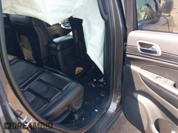 2021 Jeep Grand Cherokee Limited with VIN 1C4RJFBG2MC551746, listed as a IAAI auction lot 42806309 with 33,047 mi miles and . Bid and sale history available at DreamBid. Image 8.